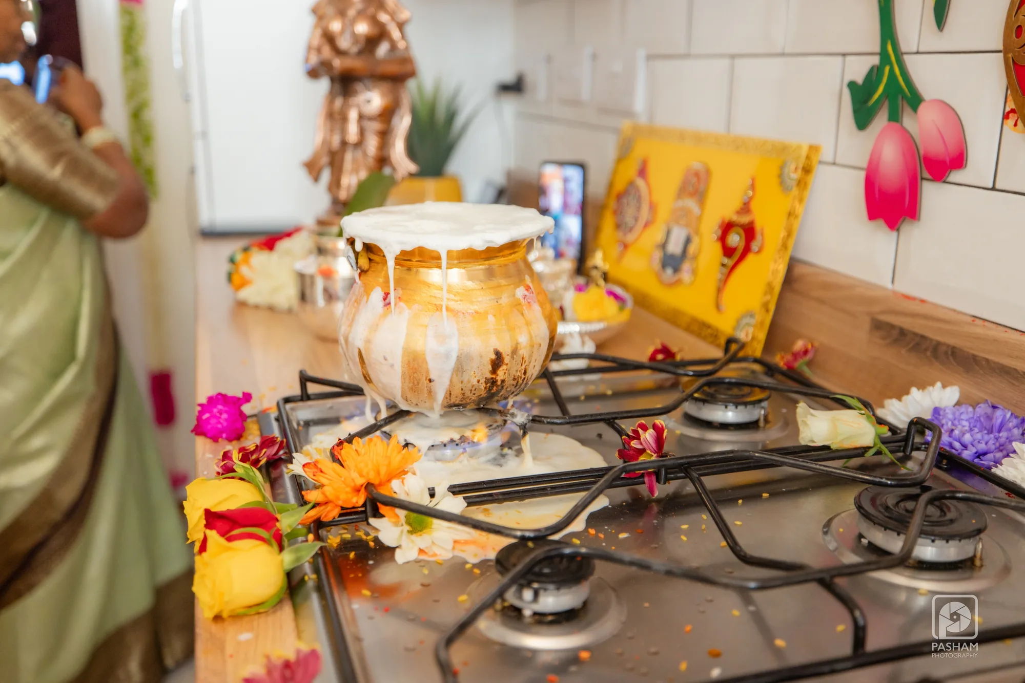 Traditional Housewarming Photography
